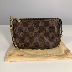 Louis Vuitton Mini Pochette Accessoires